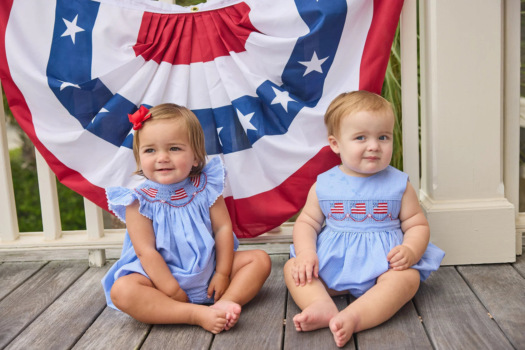 Flags Smocked Apron Bubble